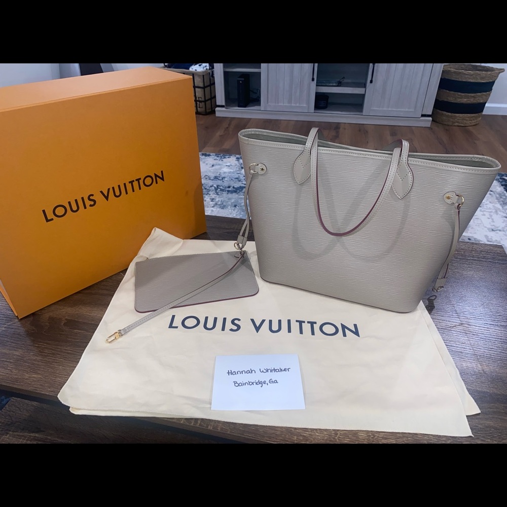 Neverfull MM Leather Epi Galet with Pochette .